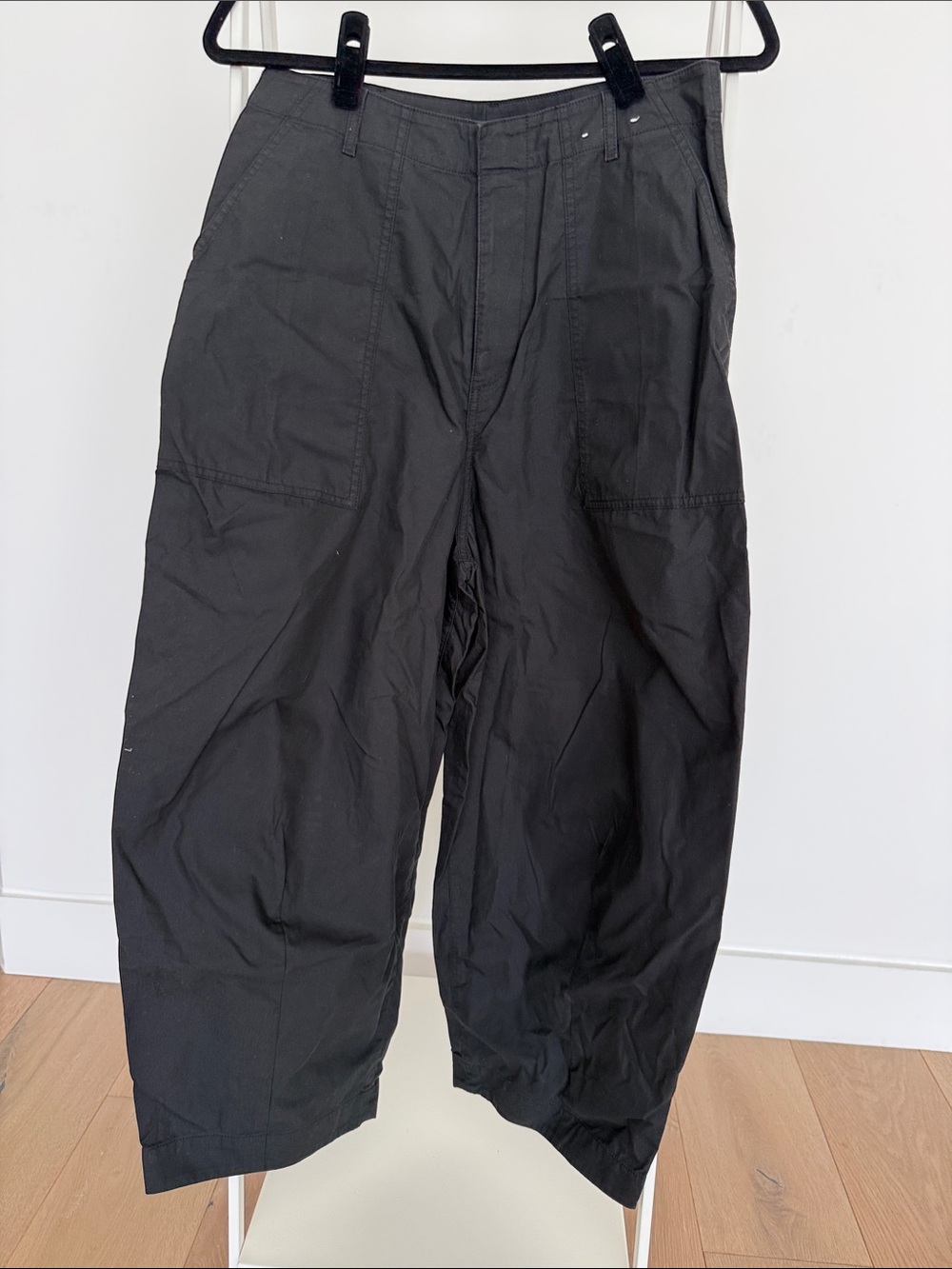 Uniqlo Black Women's Cargo Pants - Relaxed Fit